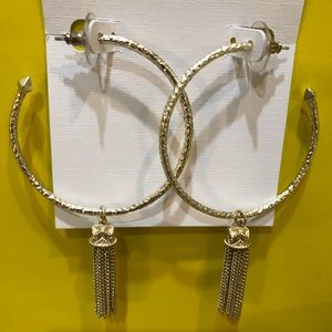 Kendra Scott Tassel Charm Earrings set in Gold